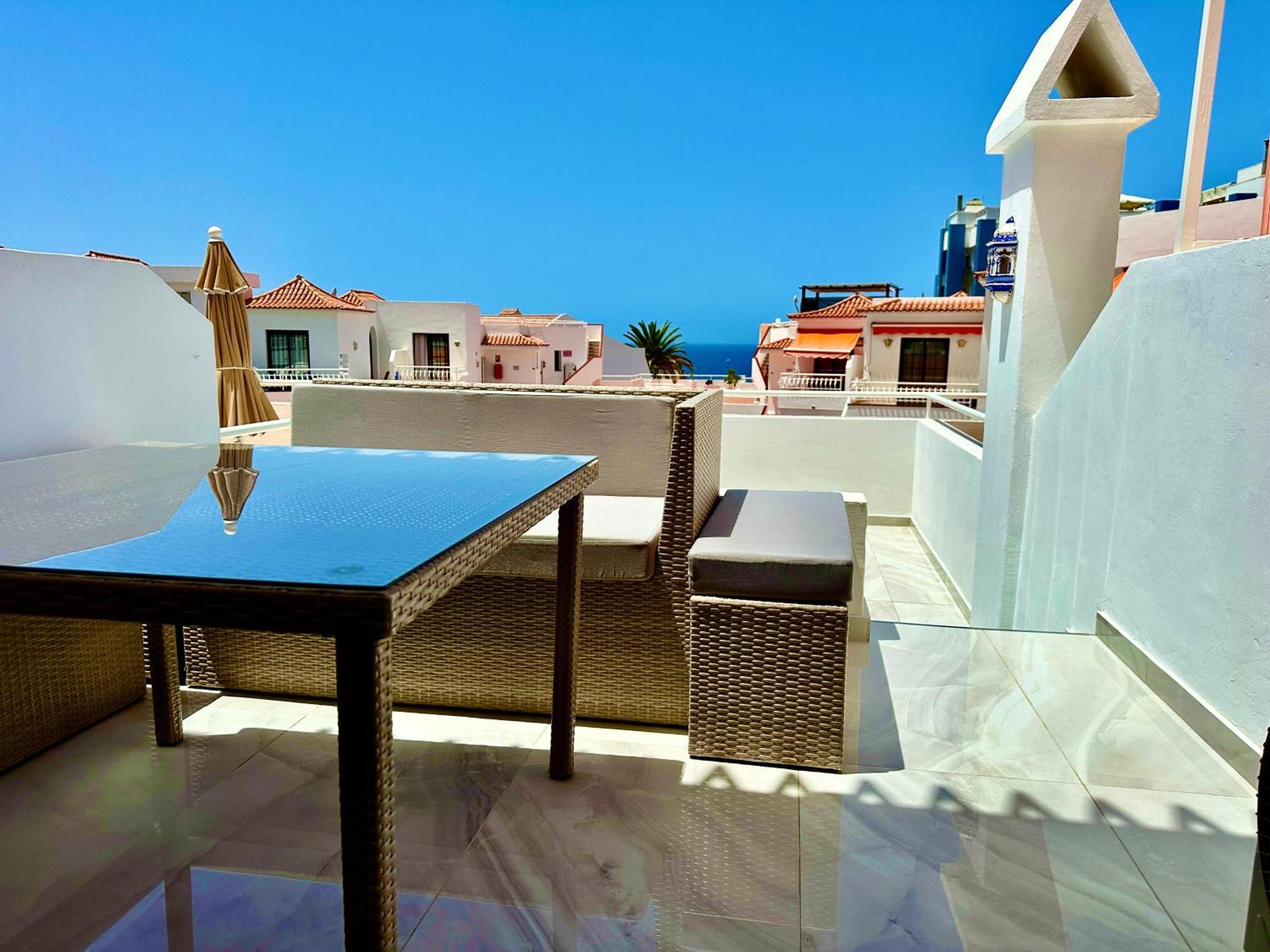 Apartamento Luxury Diamond - Ocean View, Big Terraces, Air Con, Wifi Los Cristianos  Exterior foto