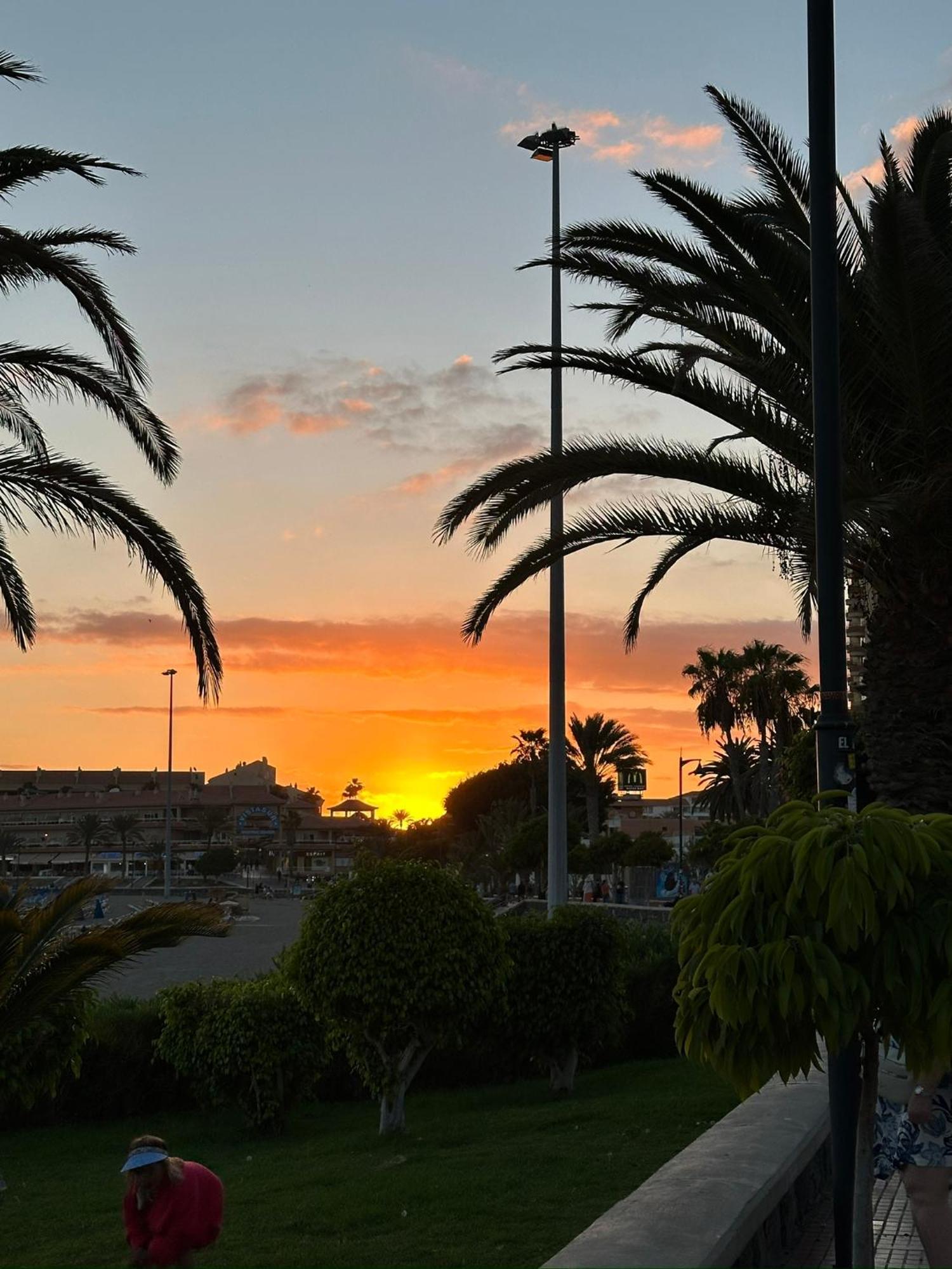 Apartamento Luxury Diamond - Ocean View, Big Terraces, Air Con, Wifi Los Cristianos  Exterior foto